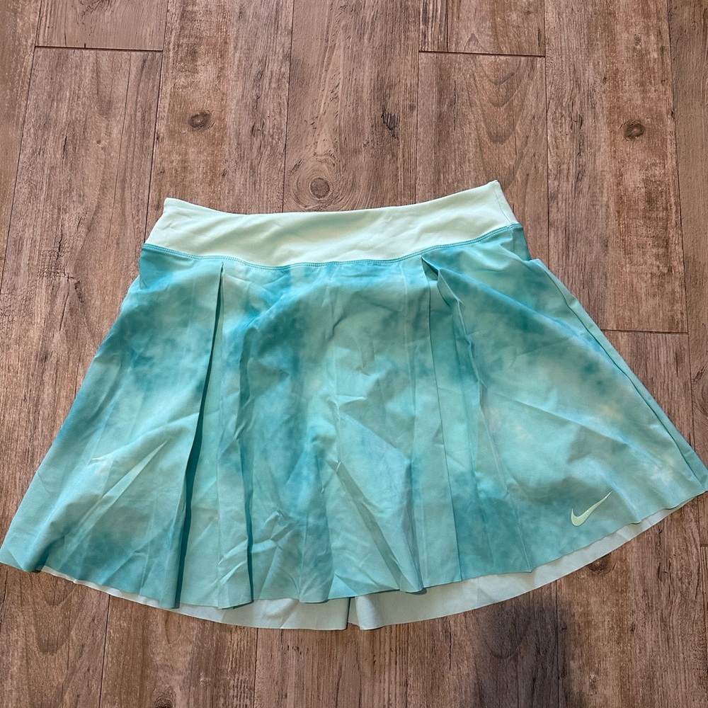 Nike Women's Aqua Skater Skirt